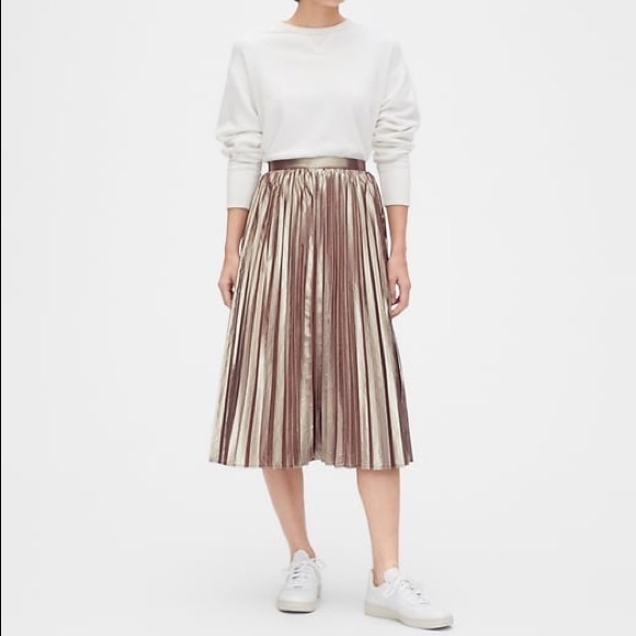 rose gold metallic pleated skirt